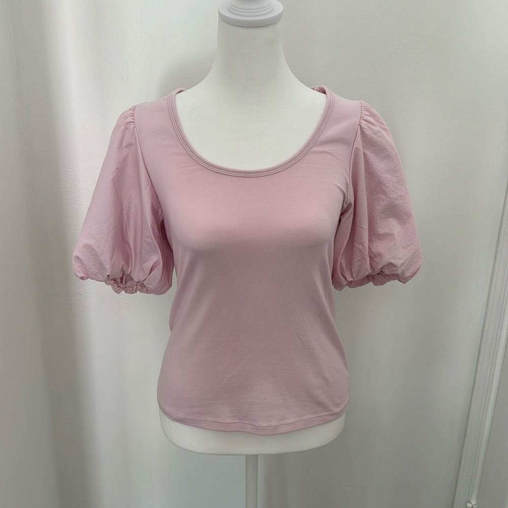 Old Navy Size SM Pink Top with puff sleeves
